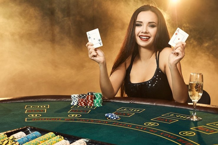 Tampilan antarmuka Teen Patti di platform obortoto dengan meja permainan dan peringkat tangan kartu